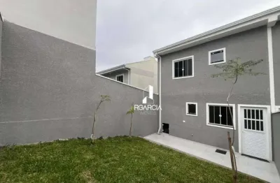 Amplo sobrado com 2 suítes e terreno amplo no alto boqueirão