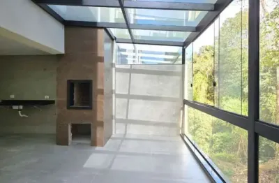 Sobrado integrado a natureza – 198m de pura segurança, conforto e qualidade de vida 