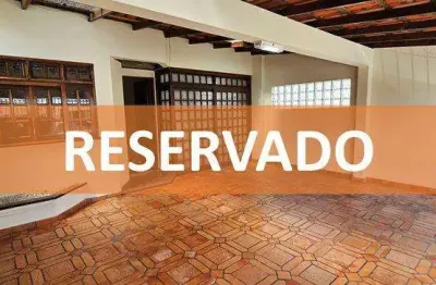 Casa com 3 dormitórios para alugar, 120 m² por R$ 3500/mês - Tarumã - Curitiba/PR