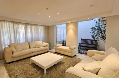 Casa com 4 dormitórios para alugar, 246 m² por r$ 8.900/mês - água verde - curitiba/pr