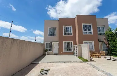 Casa com 2 quartos à venda na Rua Leon Tolstoi, 1099, Lindóia, Curitiba