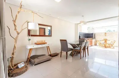 Sobrado com excelente custo-benefício no lindóia | 3 dormitórios e vaga