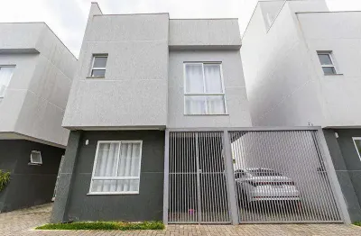 Sobrado com terraço, 3 dormitórios, sendo 1 suíte à venda, 91 m² por r$ 690.000 - portão - curitiba/pr