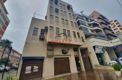 Sala comercial à venda na avenida getúlio vargas, 1570, menino deus, porto alegre por r$ 180.000