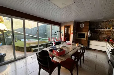 Casa em condomínio fechado com 4 quartos à venda na rua professor demophilo xavier, 93, glória, porto alegre por r$ 710.000