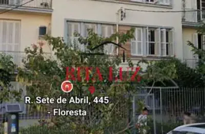 Apartamento com 3 quartos à venda na rua sete de abril, 445, floresta, porto alegre por r$ 300.000