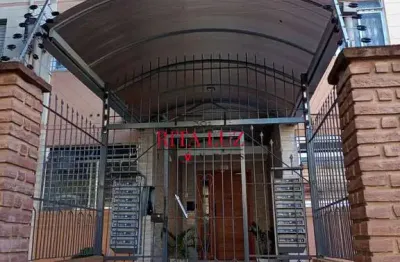 Apartamento com 2 quartos à venda na rua josé domingos varella, 301, cavalhada, porto alegre por r$ 185.000