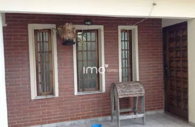 Vende se casa no jd.santa gertrudes - jundiaí sp 176m²  3 quartos sendo 1 suíte na parte inferior, quintal com pomar,  avenida principal do bairro!!!
