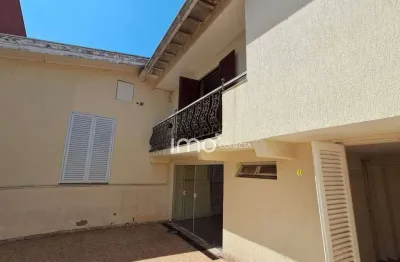 Vende se Casa na Vila Hortolândia 3 Quartos ( 2 Suítes ) em Jundiaí  SP