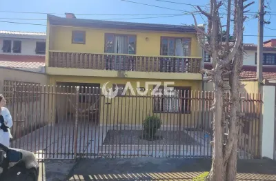 Casa com 3 quartos à venda na Rua Professora Maria de Assumpção, 3493, Boqueirão, Curitiba