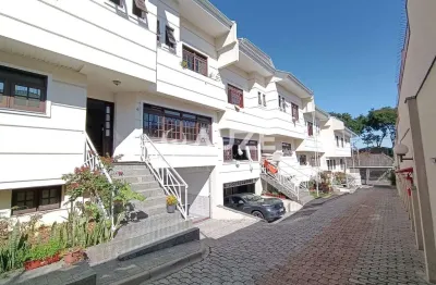 Sobrado quadruplex com ático ensolarado em condomínio em região nobre e residencial do jardim socia