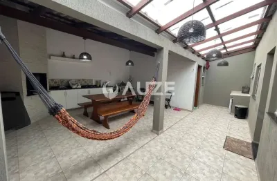 Para você que busca espaço e fazer tudo a pé, sem precisar tirar o carro da garagem!
