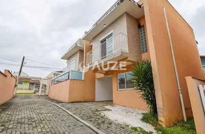Lindo sobrado em condomínio em localização privilegiada