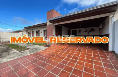 Casa com 3 quartos à venda na Rua Adolpho Melzer, 47, Bacacheri, Curitiba