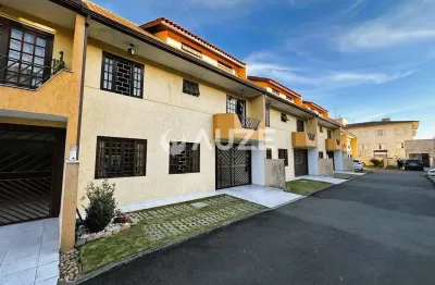 Sobrado aconchegante em condominio fechado com 05 quartos