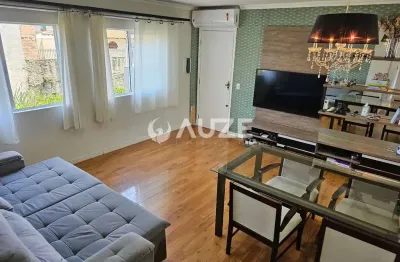 Apartamento completo e ensolarado no bacacheri – 2 quartos, suíte e vaga coberta!