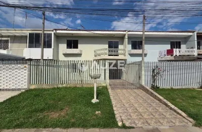 Sobrado à Venda no Pinheirinho – 3 Quartos (1 Suíte), Quintal e 3 Vagas – Curitiba