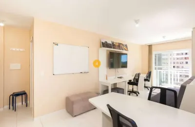 Flat com 1 quarto à venda no Cristo Rei, Curitiba 