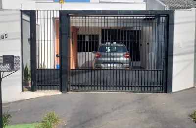 Casa com 3 quartos à venda na Rua José Granado Parra, 1574, Jardim Paulista, Maringá