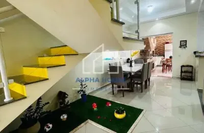 Sobrado à venda, residencial maricá, pindamonhangaba, com três dormitórios sendo uma suíte e piscin