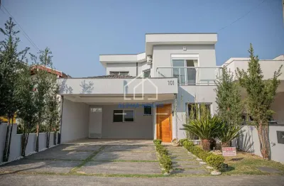 Ótimo sobrado disponível para venda com três dormitórios sendo uma suíte no condomínio village do s