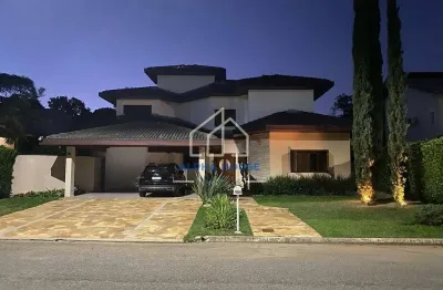 Casa para locação, condomínio colonial village, com quatro dormitórios sendo duas suítes.