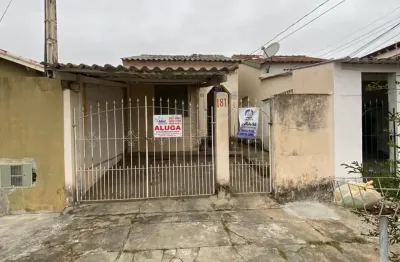 Casa simples de 1 dorm pertinho do shibata da rodoviaria nova