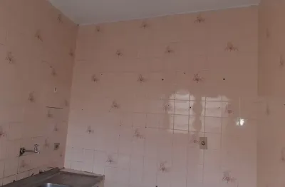 Casa com 2 quartos à venda na Travessa Minervina Silva Paranhos, 25, Centro, Taubaté