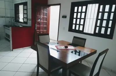 Casa com 2 quartos à venda na Avenida Cinderela, 146, Jardim Gurilândia, Taubaté