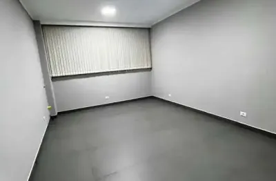 Sala comercial para locação com 27m², ótima oportunidade, posição privilegiada, localizada no centr