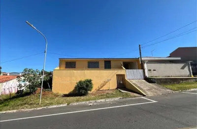 Casa  para locação no iguaçu, araucária! 2 dormitórios, área gourmet, garagem coberta e excelente l