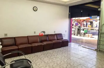 Prédio à venda na Rua Taipas, 73, Santa Maria, São Caetano do Sul