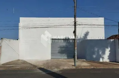 Barracão / galpão / depósito para alugar no bom jesus, uberlândia  por r$ 8.000