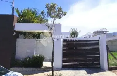 Casa comercial com 5 salas para alugar no brasil, uberlândia  por r$ 7.000
