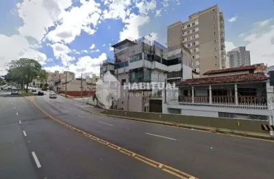 Casa comercial com 2 salas para alugar no Tabajaras, Uberlândia  por R$ 5.000