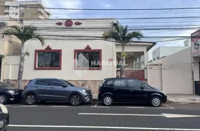 Casa comercial com 3 salas para alugar no centro, uberlândia  por r$ 9.500
