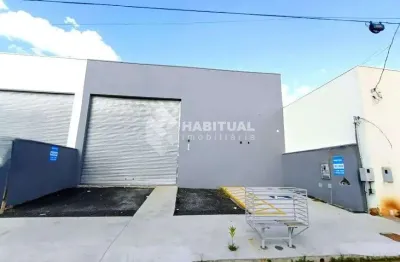 Barracão / galpão / depósito para alugar no shopping park, uberlândia  por r$ 5.500