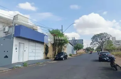 Casa comercial com 2 salas para alugar no santa mônica, uberlândia  por r$ 5.500