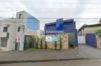 Casa comercial com 7 salas para alugar no Centro, Uberlândia  por R$ 11.000