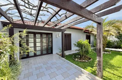 Casa para venda em tramandaí, zona nova, 3 dormitórios, 2 suítes, 3 banheiros, 2 vagas