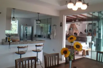 Casa em condomínio no gran royalle de 04 quartos - brumadinho