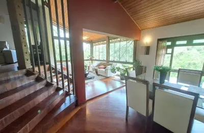 Casa em condominio de 04 quartos no estancia serrana