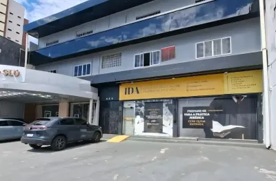 Ótima sala no vieiralves - 140m² - 1⁰ andar - r$ 4.000,00 - ótima localização.