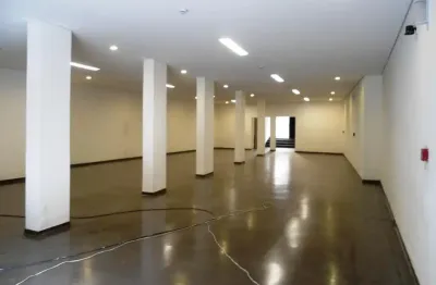 Ponto comercial para alugar na Rua Conde de Sarzedas, Sé, São Paulo