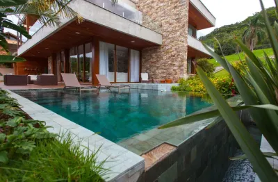 Florianópolis - Mansão Altíssimo padrão L. da Conceição T 2250 m² AC 751,66m²