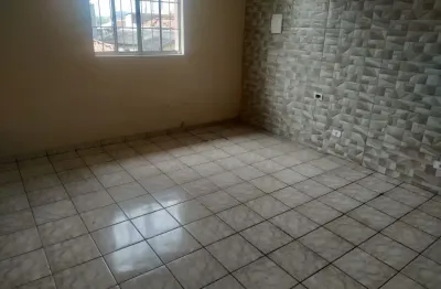 Vila guarani alugo casa 04 dormitórios sem vaga para veículo