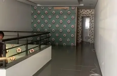 Liberdade loja em local movimentado próximo ao metrô no centro de sp