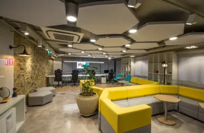 Vila Nova Conceição excelente prédio comercial monousuário c om ar condicionado AC 1.065 m²