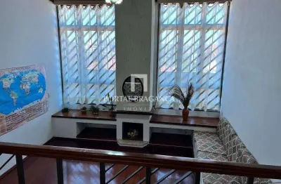 Casa com 3 quartos à venda na Rua Aquiles Bianchi, 619, Jardim América, Bragança Paulista