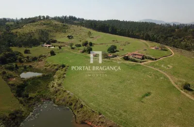 Chácara / sítio com 3 quartos à venda na Rua Euclides Lopes Terron, 5102, Arara dos Pereiras, Bragança Paulista